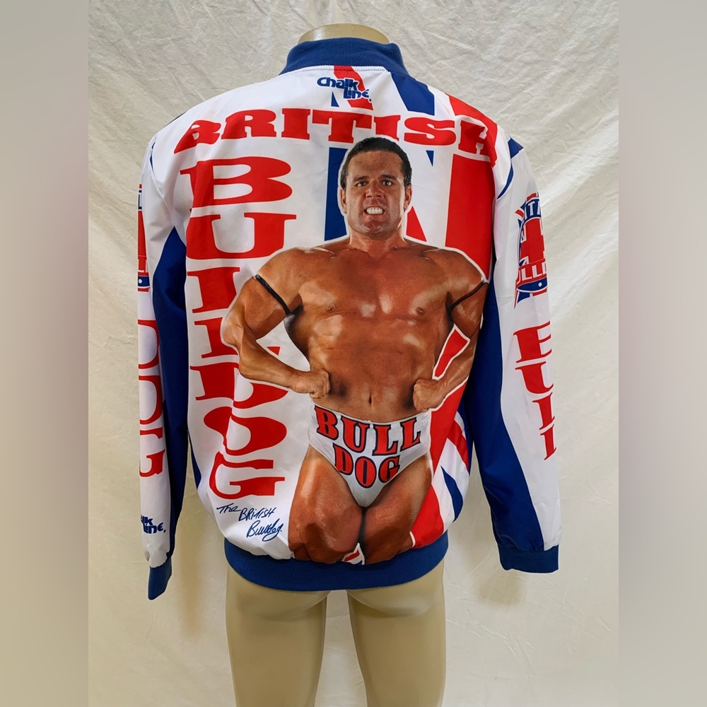 NWT Chalk Line WWE/WWF Men’s Size L  “British 🇬🇧 Bulldog” Fanimation Jacket